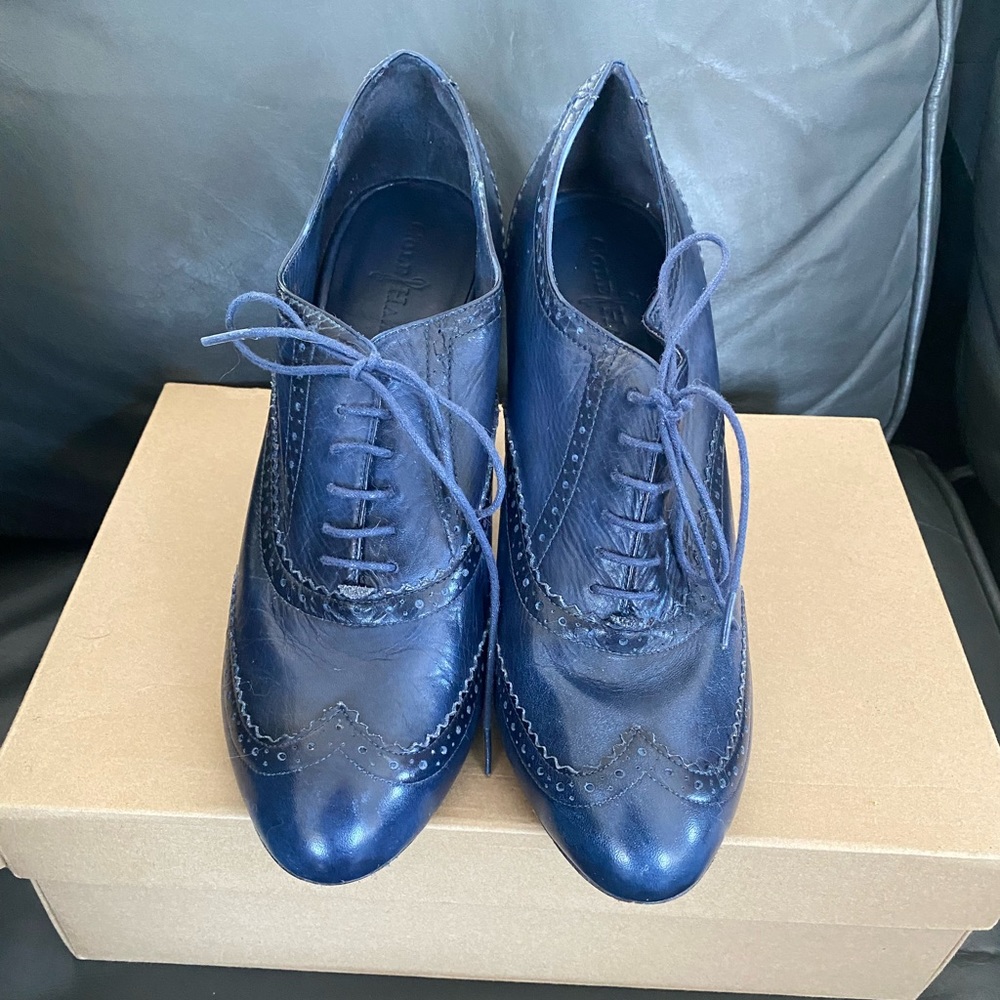 Cole Haan Navy Pumps